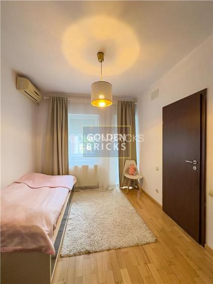 Apartament în vilă | 5 Camere | Curte | Acces dedicat | Parcare - 21