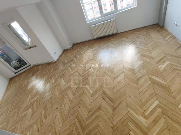 Apartament 4 camere în zona Mc Donald's - 8