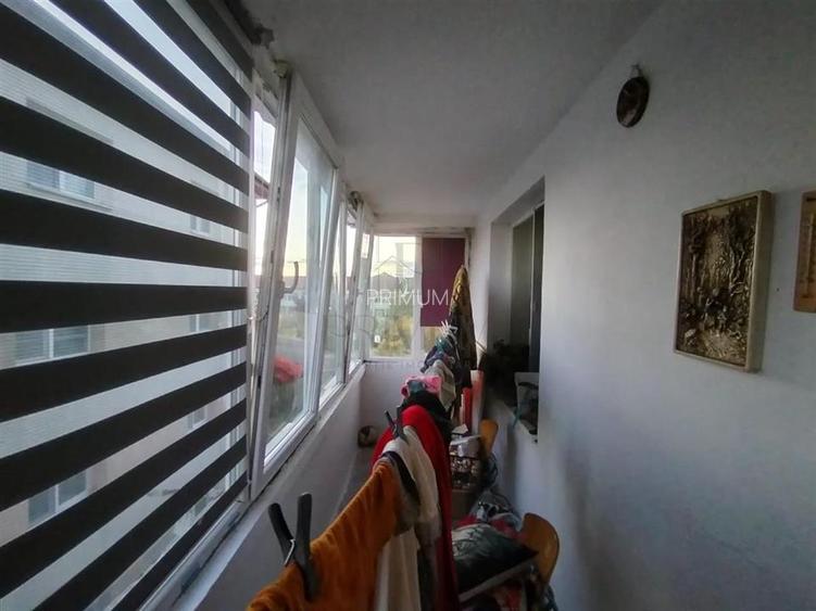 SAGULUI - ETAJ 3 - DECOMANDAT - 3 CAMERE - CENTRALA PROPRIE - 10