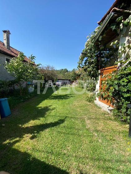 Casa de vanzare 3 camere 90 mpu teren liber 1095 mp Persani - 15