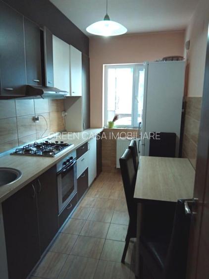 Apartament de 2 camere decomandate , 55 mp, balcon, parcare, zona Ducfarm - 2