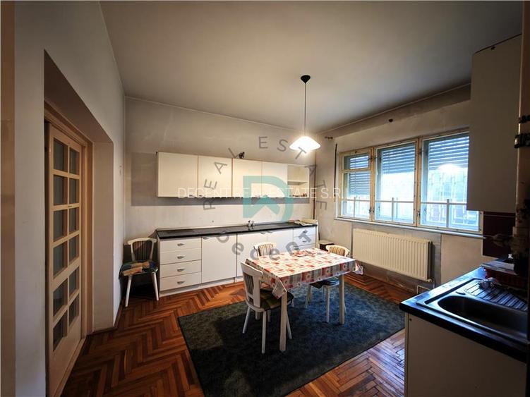 Casa de vanzare  Brasovul Vechi - 3