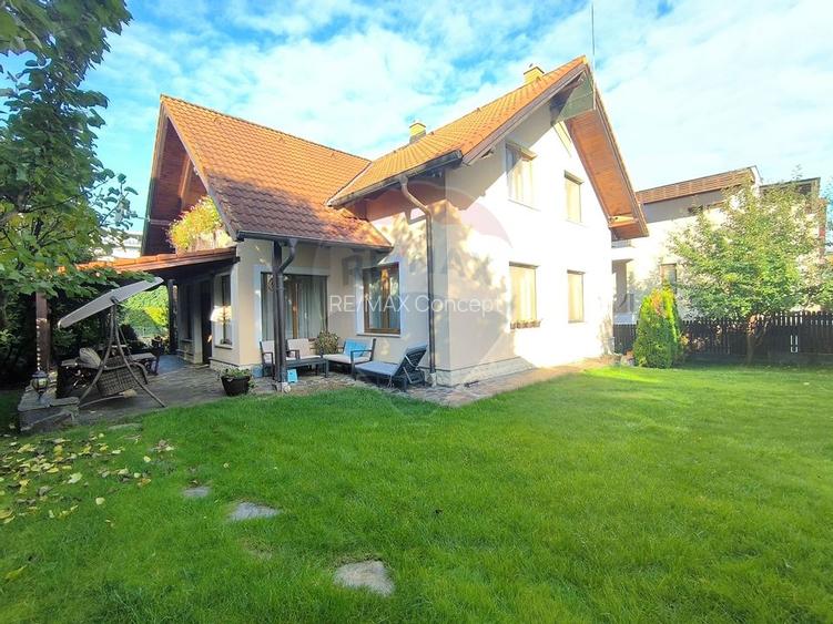 Casă de vanzare - 57