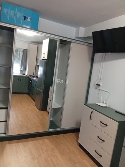 Proprietar inchiriez apartament  - 3