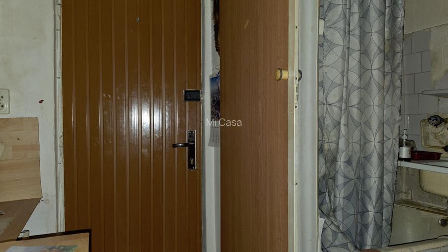 Garsoniera cu baie proprie xona Tractorul - 3