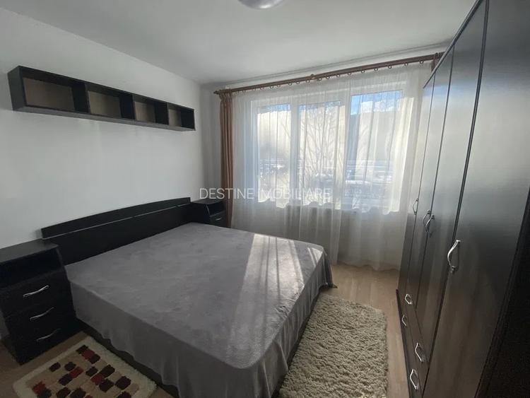 Apartament cu 3 camere, cu doua locuri de parcare, situat in cartierul Tractorul - 4