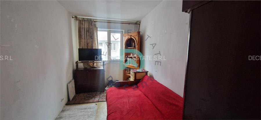 Apartament 3 camere Astra, decomandat, etaj intermediar,Calea Bucuresti - 13