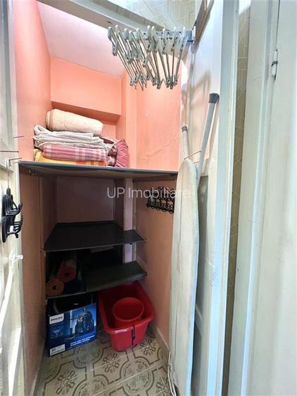 APARTAMENT CU 3 CAMERE | DE INCHIRIAT | PIATA 1 DECEMBRIE - 8
