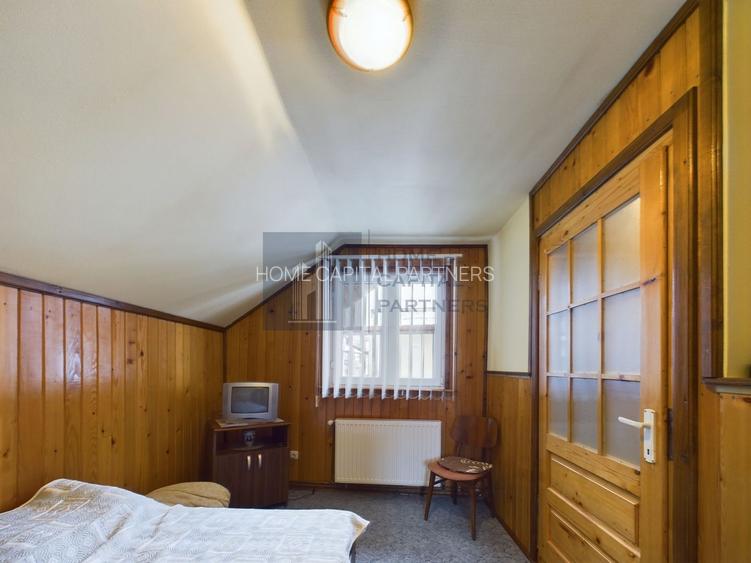 Casă spațioasă, cu aer de vacanță, într-o locație de poveste | SINAIA - 14