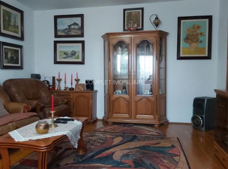 13 SEPTEMBRIE-RAZOARE AP 4 CAMERE BLOC REABILITAT - 3