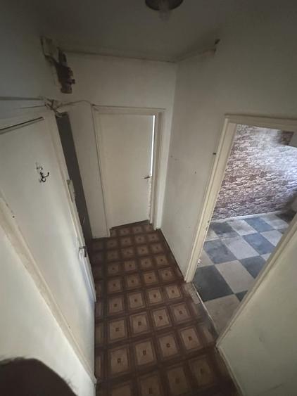 Apartament 3 camere zona Tractorul