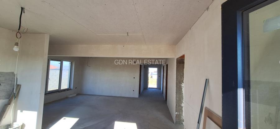 Casa individuala de vanzare, semifinisata, Santandrei - 10