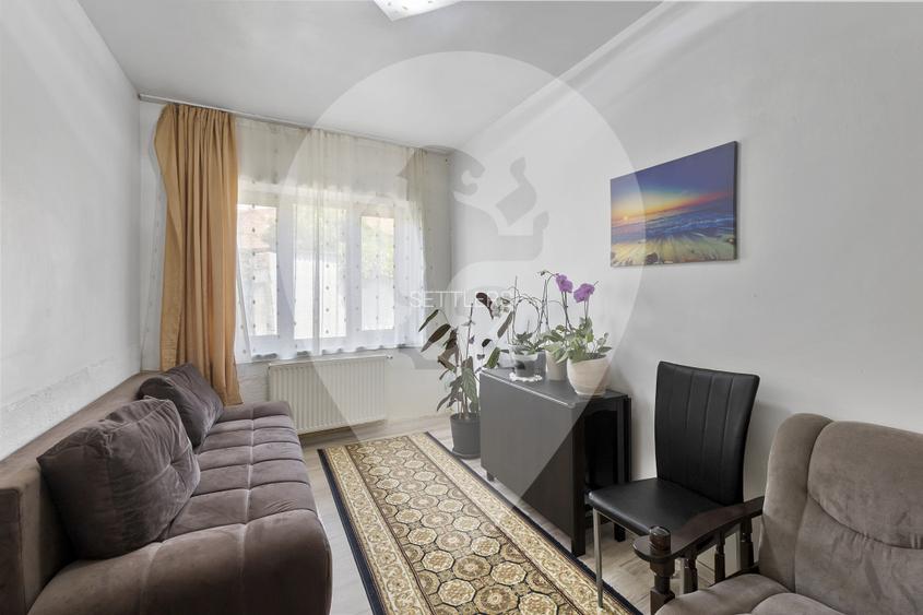 Casa singur in curte Schei - 11