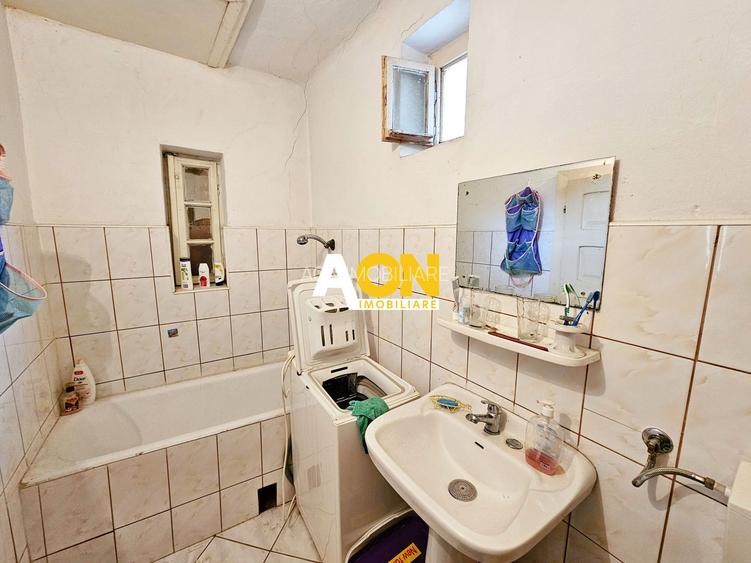 Casa cu 4 camere, 2024 mp teren, la asfalt, cu utilitati, Vintu de Jos - 8