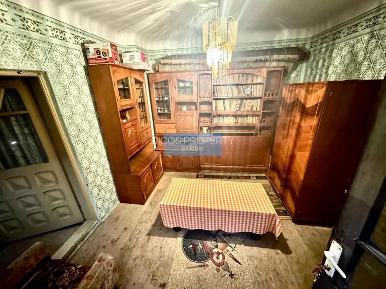 Casă de vânzare – Strada Ramadan - 13