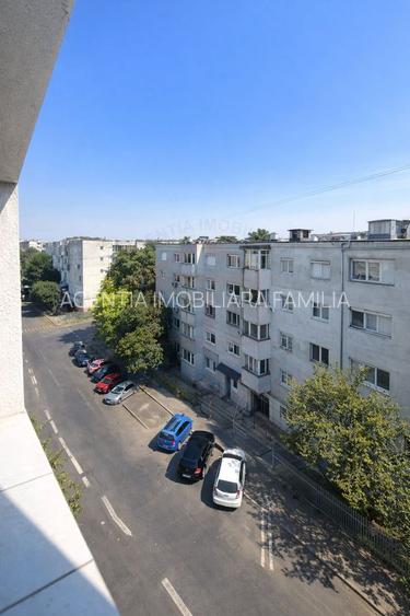 Apartament spațios 2 camere decomandate | 56 mp | Etaj 4/4 | IC Frimu - 11