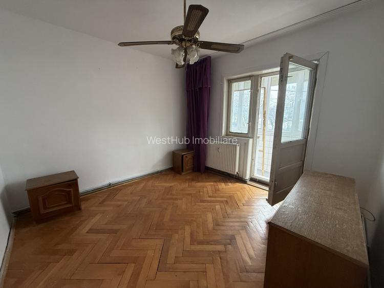 Apartament 3 camere, decomandat, etaj 1, ideal pentru investitie - Lipovei - 3
