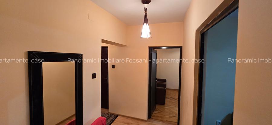 3 camere de vanzare, etajul 9, Focsani - 18