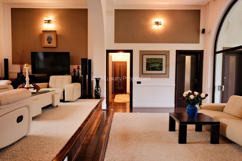 Refugiu toscan la marginea pădurii din Corbeanca, piscină și teren generos - 4