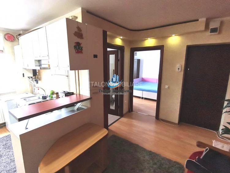 Apartament 2 camere etaj 3, Bradet/Piata Centrala, Piatra Neamt - 2