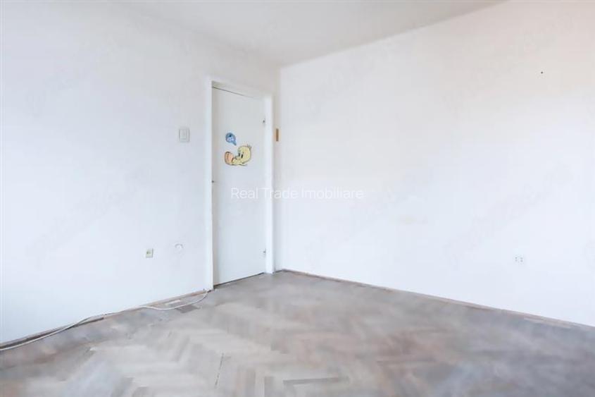 Apartament 3 camere decomandat zona Grivitei - 4