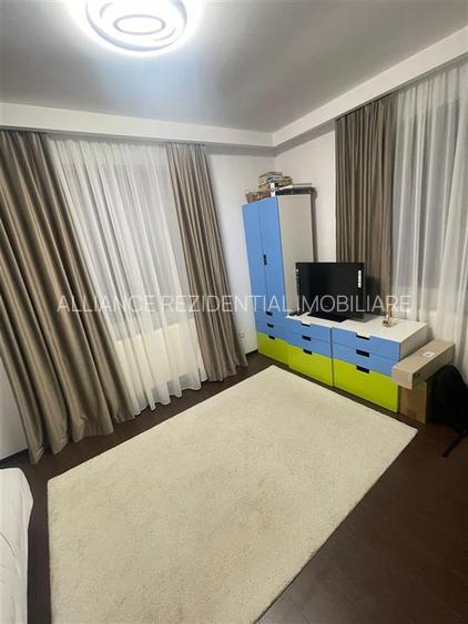 Apartament 3 camere langa Campus Scolar - 9