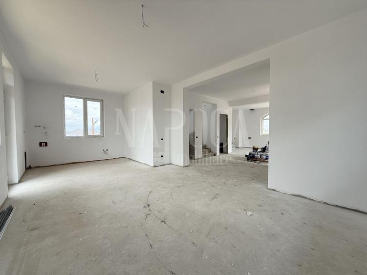 Casa 4 camere de vanzare in Dezmir