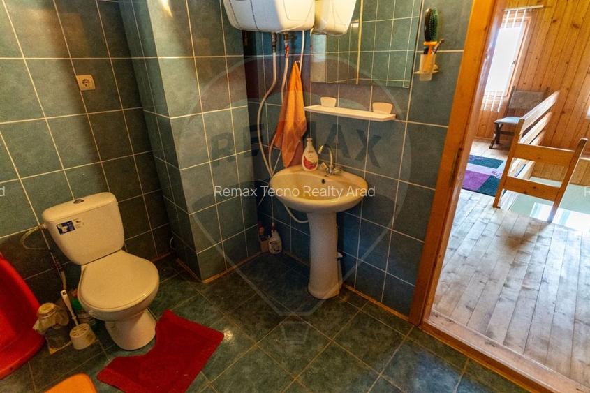 Casă de vanzare,Sacaramb jud. Hunedoara - 17