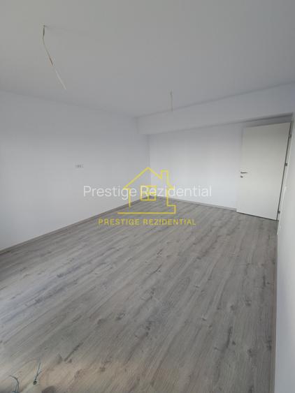 3 Cam-71mp–Curte mare 61mp–Titan-Pallady–Metrou–Decomandat–Centrala termica - 2