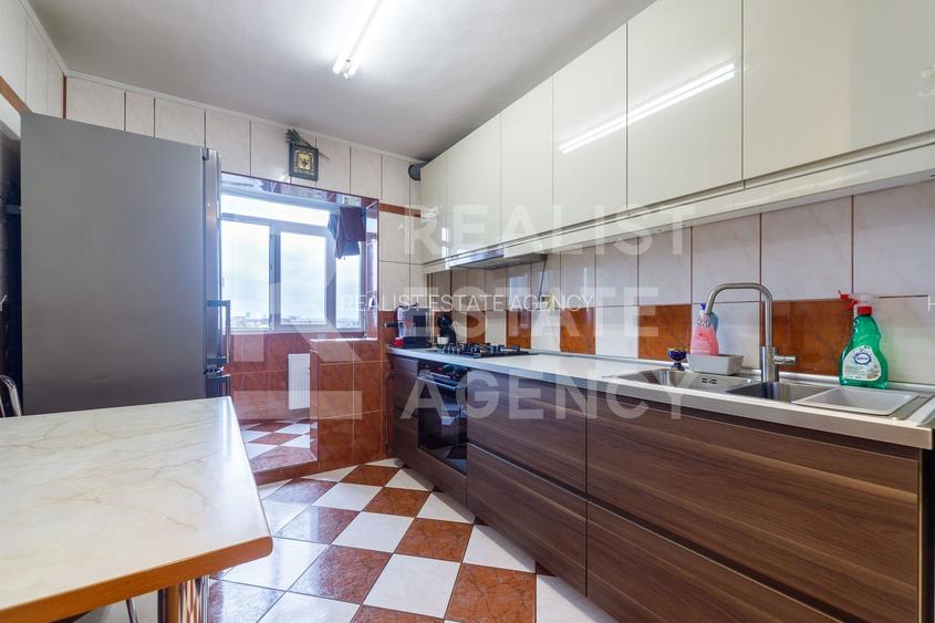 Vânzare, apartament, 3 camere, zona Uverturii - 4