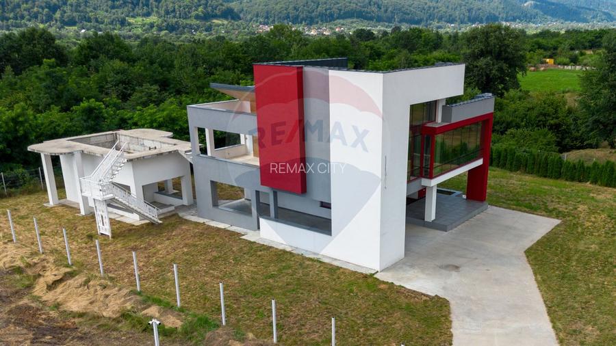 Casa de vanzare - Zona Ursulet Piatra Neamt - 54