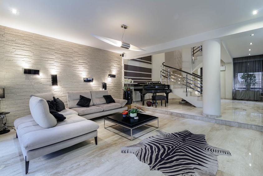 Casă premium, finisaje de top, curte superbă – 700 mp teren