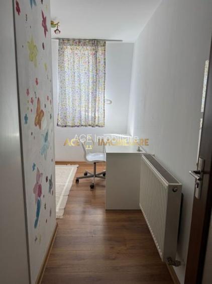 3 Camere de vanzare | 1 Decembrie 1918 | Metrou | Centrala | Doar cash - 3