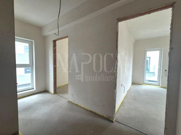 Casa 4 camere de vanzare in Terra, Floresti