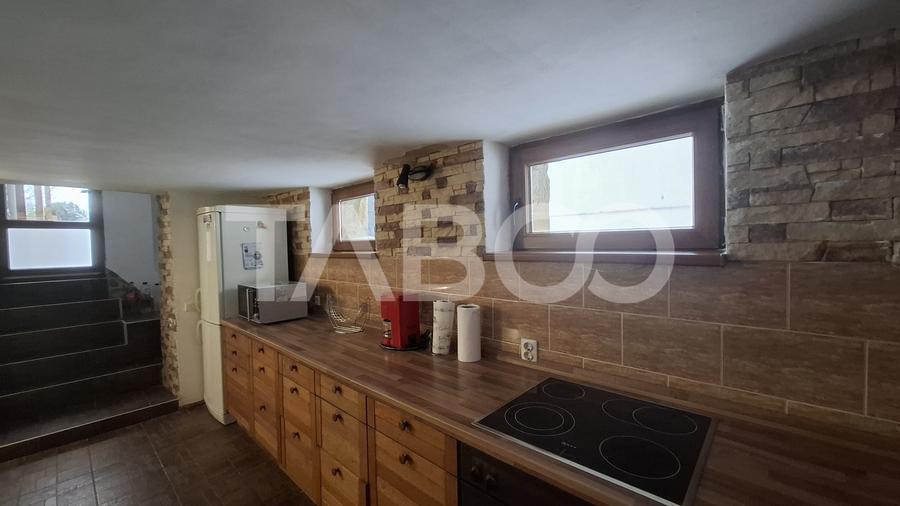 COMISION 0% Casa individuala de vanzare cu gradina acces auto si garaj