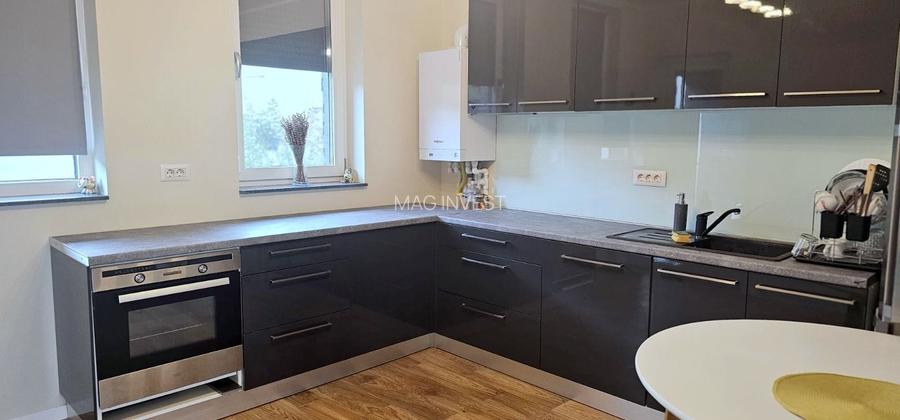 De vânzare casă premium tip duplex,  vedere spre Lacul Brates, comision 0% - 18
