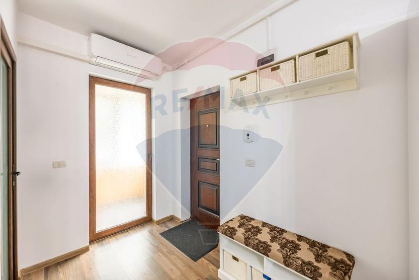 Apartament cu 3 camere de inchiriat in bloc nou + loc de parcare