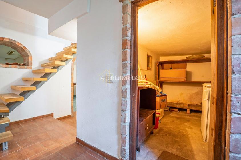 Două clădiri cu potențial | Gara Mică | 178.000 € - 9