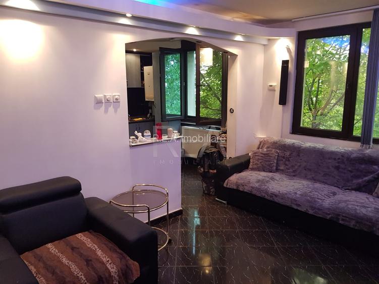 3 camere, 4/4, centrala, anvelopat-Drumul Taberei - 3