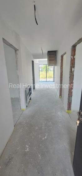 Casa parter 4 camere - La intrare in Com.Berceni - 8