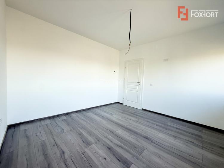 Casa individuala cu 4 camere, situata la drum asfaltat in Sacalaz - 23