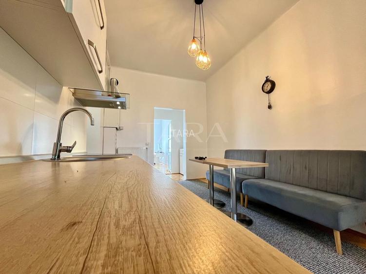 EXCLUSIVITATE. Apartament decomandat, ULTRACENTRAL. - 2