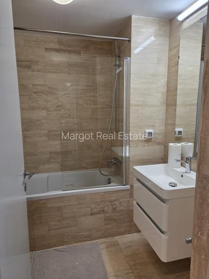 Elegant Top-Floor Apartment with Panoramic Terrace near Victoriei Avenue - 11