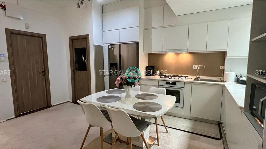 Vand apartament cu 4 camere in Vila, 2 bai, teren privat 114mp, str Papiul Ilari - 4