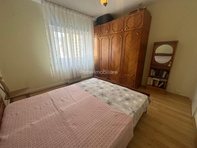 Apartament 2 camere|48 mp, etaj 1| zona Cugir - 2