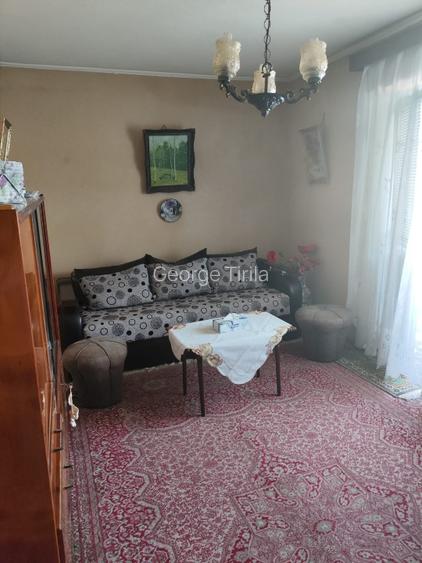 Vand apartament  3 camere, izolat exterior,bloc antiseismic vis-a-vis Comisariat - 2