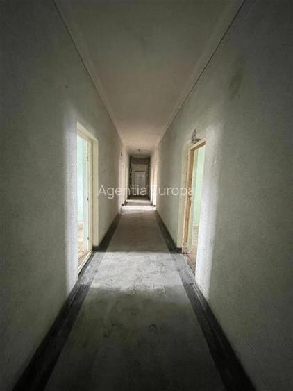 Cladire de vanzare  in zona Vest Tulcea - 12