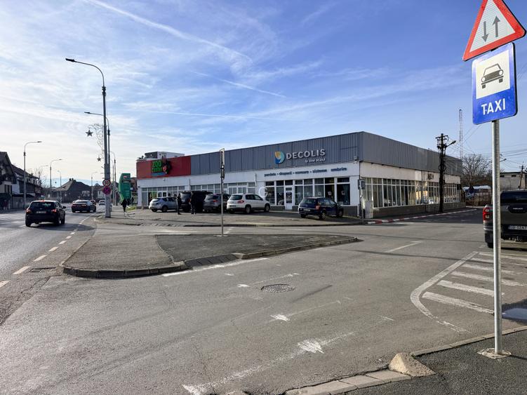 Showroom 300mp Soseaua Alba Iulia langa benzinăria Mol cu vitrina mare - 20