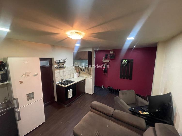 Universitatea Hyperion- Apartament 2 camere la Curte - 16