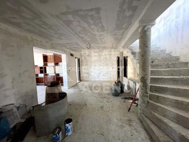 Vilă de vânzare, 253 mp util, teren 1000 mp, Rediu Mitropoliei - 5